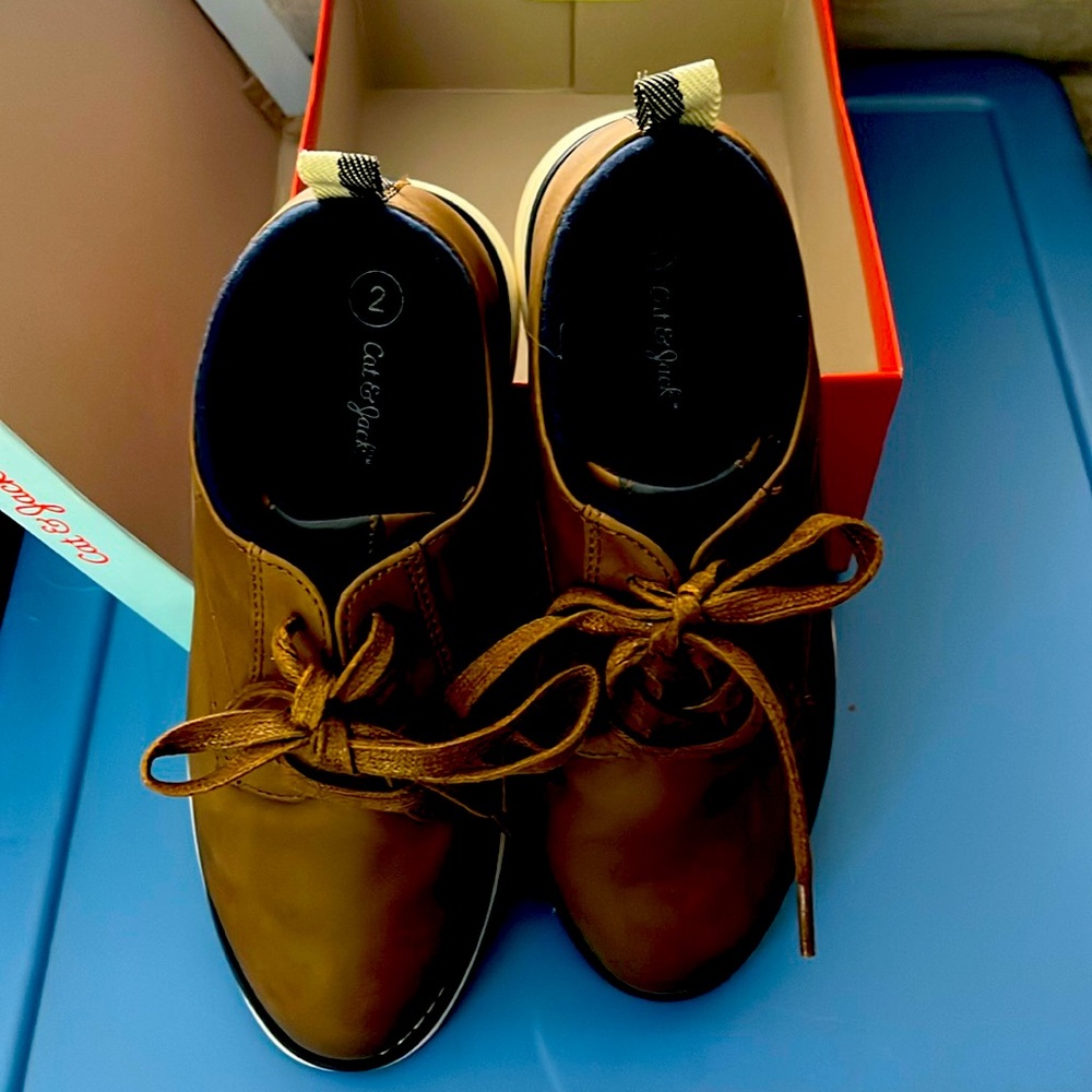 Cat & Jack brown dress shoes